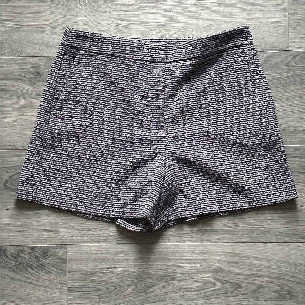 🌼 (4/$20) Ann Taylor Dark Blue & White Dress Short
